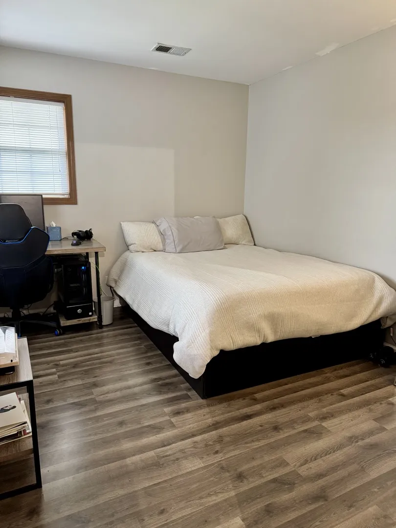 200 Chesterfield Ct, , 60193, USA 60193-Schaumburg-IL