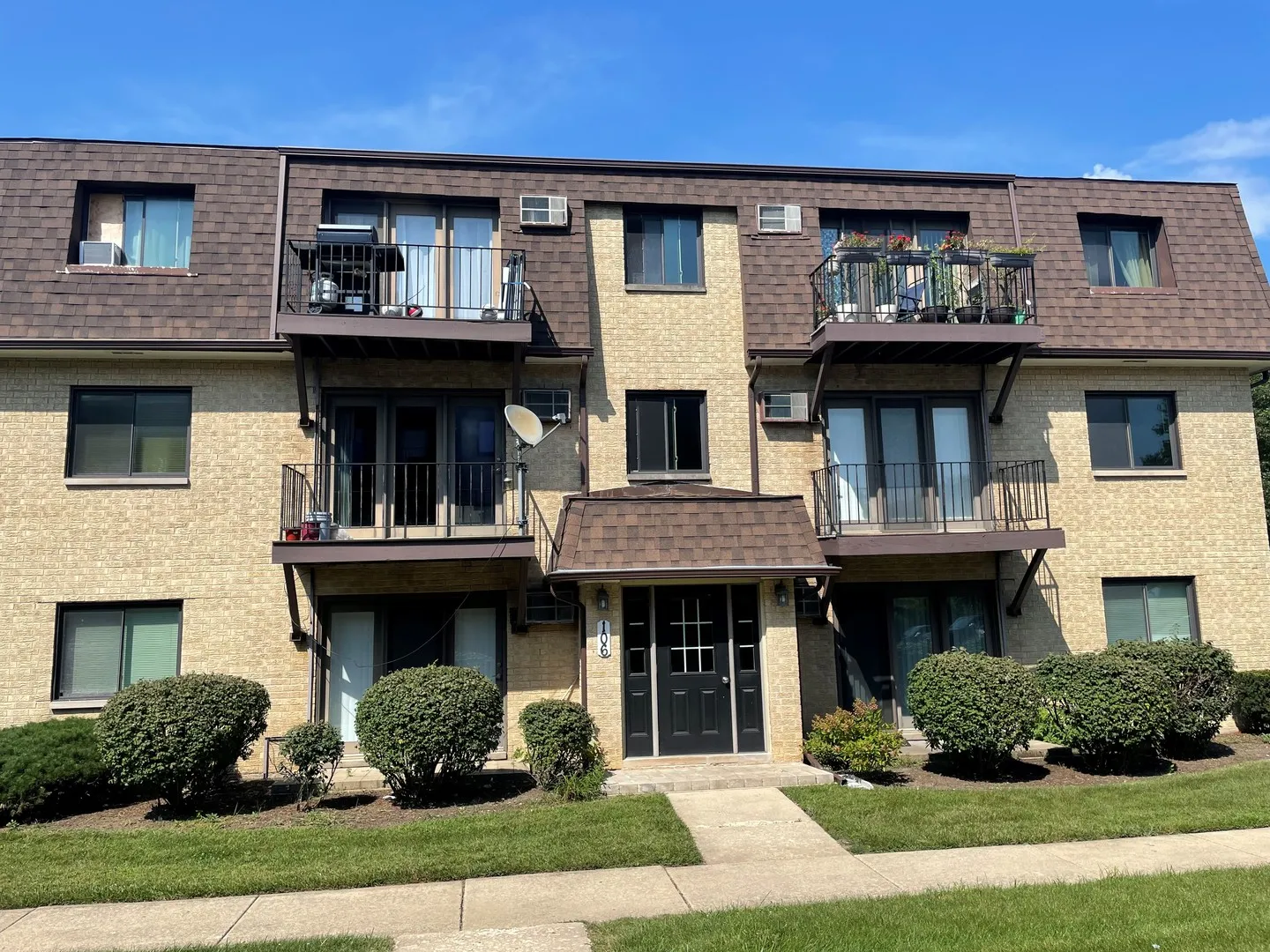 106 Olesen Dr, , 60540, USA 60540-Naperville-IL