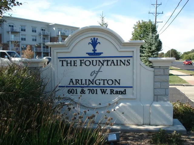 601 W Rand Rd, ,  60004, USA 60004-Arlington Heights-IL