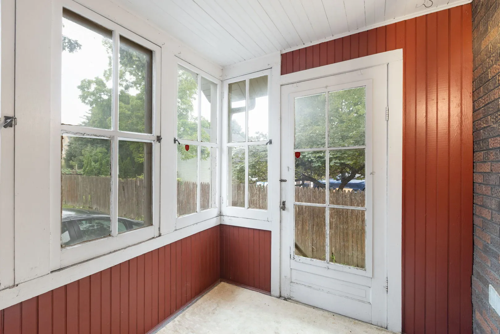 217 Ave, , 60040, USA 60040-Highwood-IL