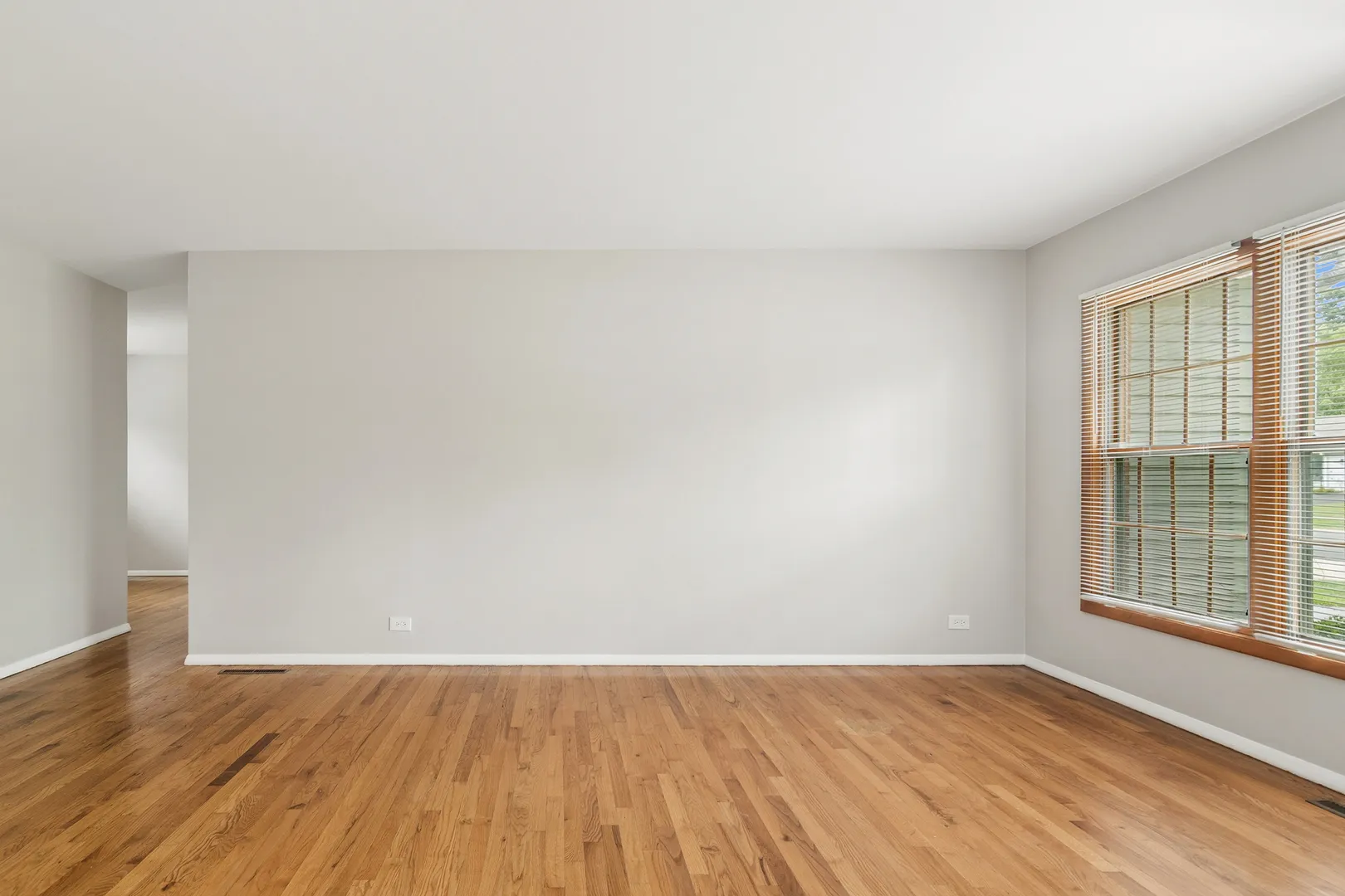 1525 N Patton Ave, ,  60004, USA 60004-Arlington Heights-IL