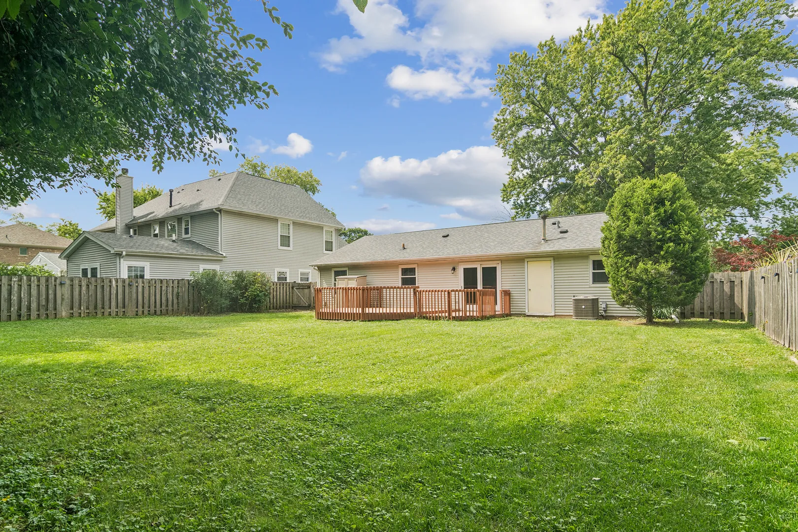 1525 N Patton Ave, ,  60004, USA 60004-Arlington Heights-IL