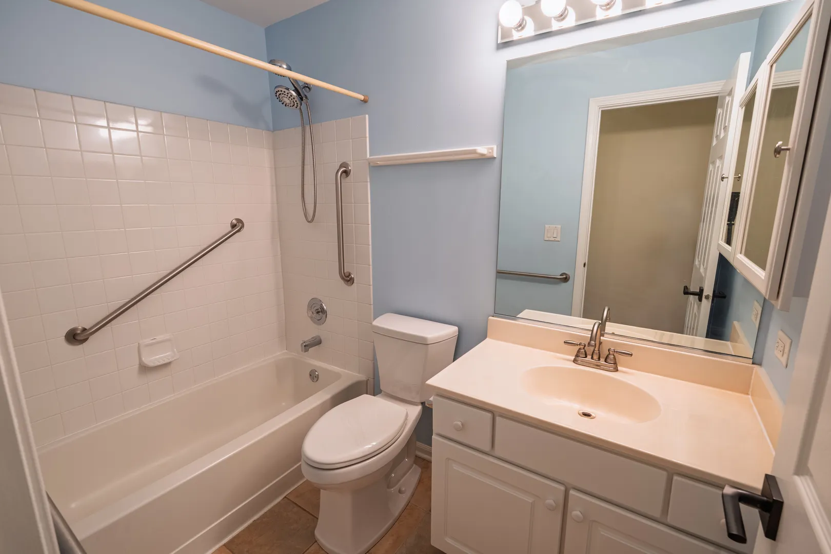2673 S Embers Ln, ,  60005, USA 60005-Arlington Heights-IL