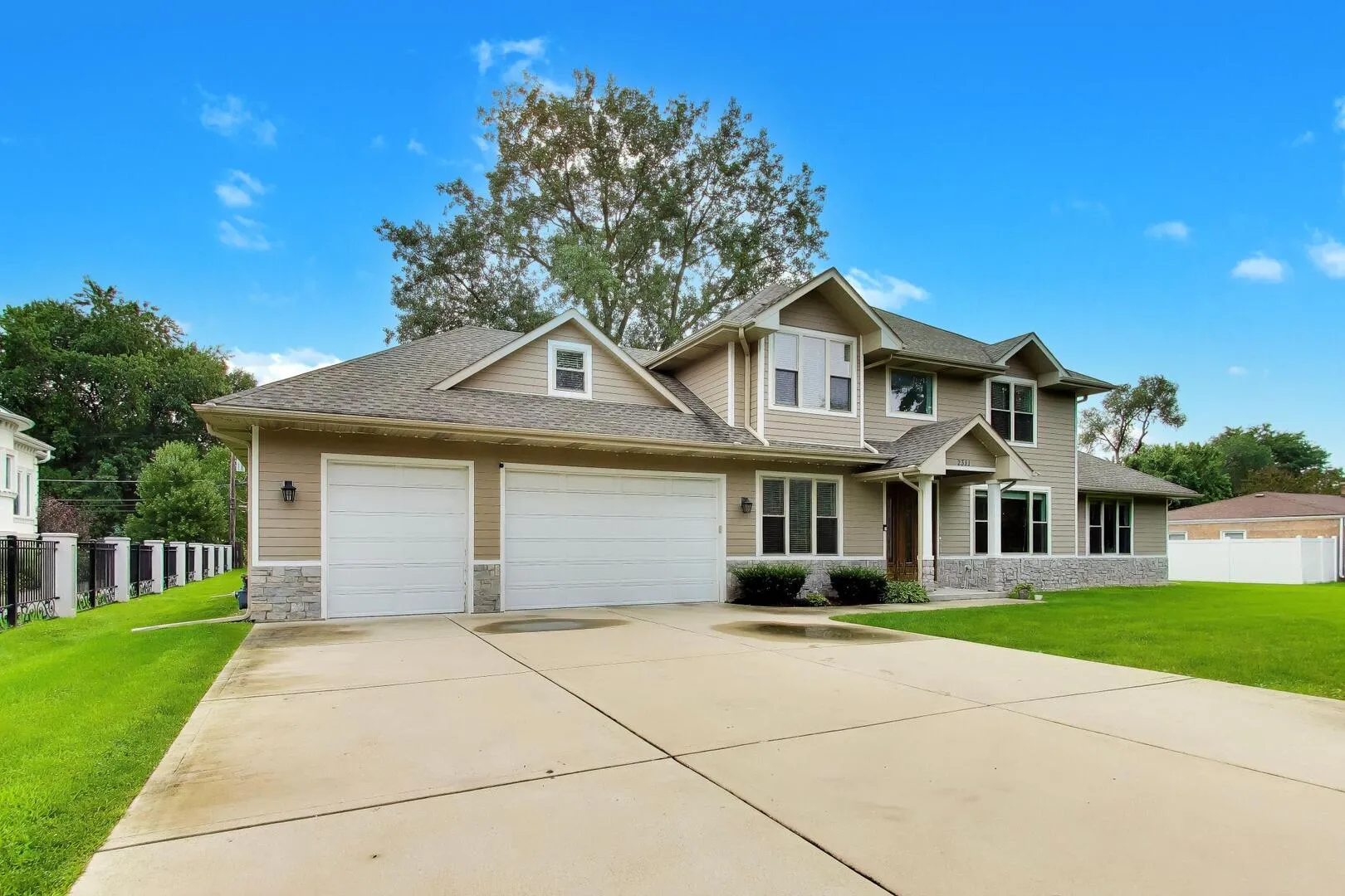 2311 N  Rd, ,  60004, USA 60004-Arlington Heights-IL
