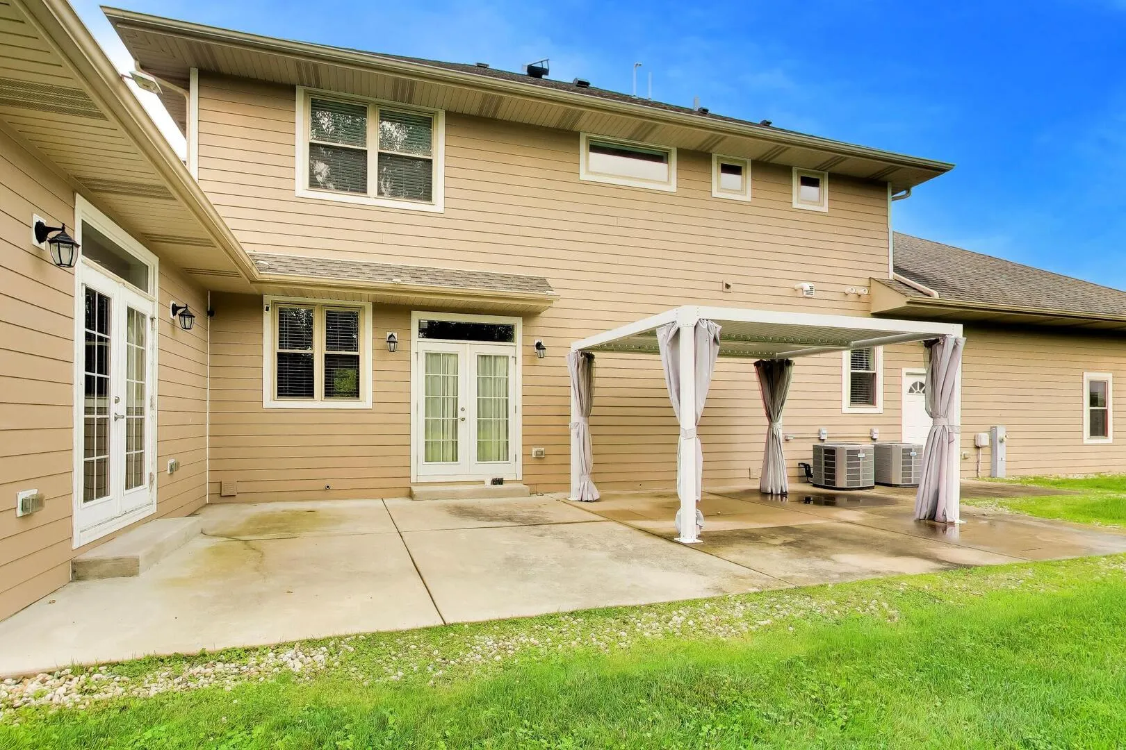 2311 N  Rd, ,  60004, USA 60004-Arlington Heights-IL