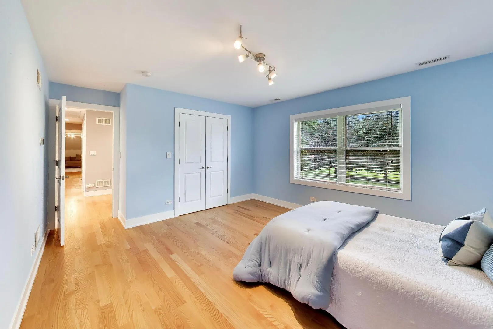 2311 N  Rd, ,  60004, USA 60004-Arlington Heights-IL
