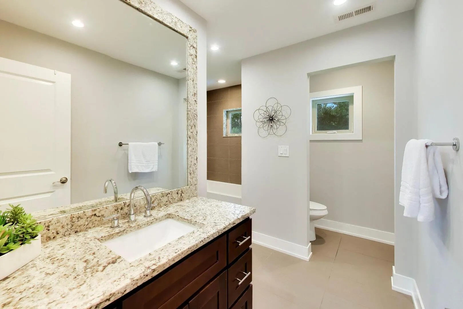 2311 N  Rd, ,  60004, USA 60004-Arlington Heights-IL