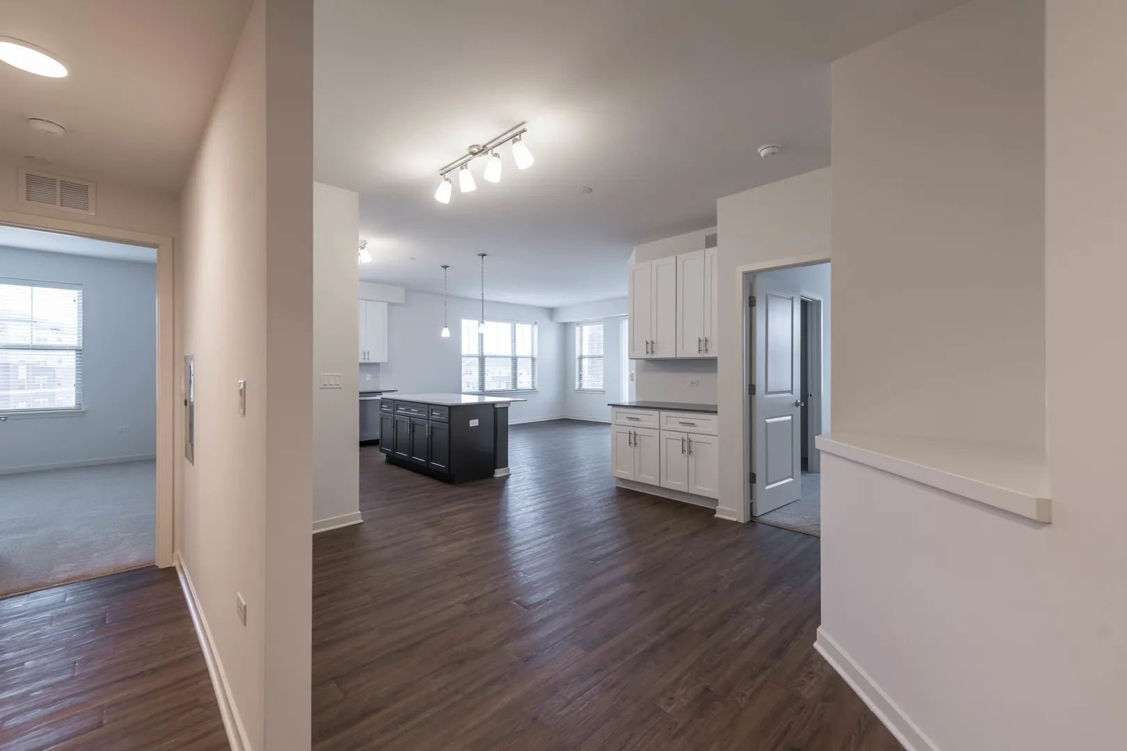 21599 W Field Ct, ,  60010, USA 60010-Deer Park-IL