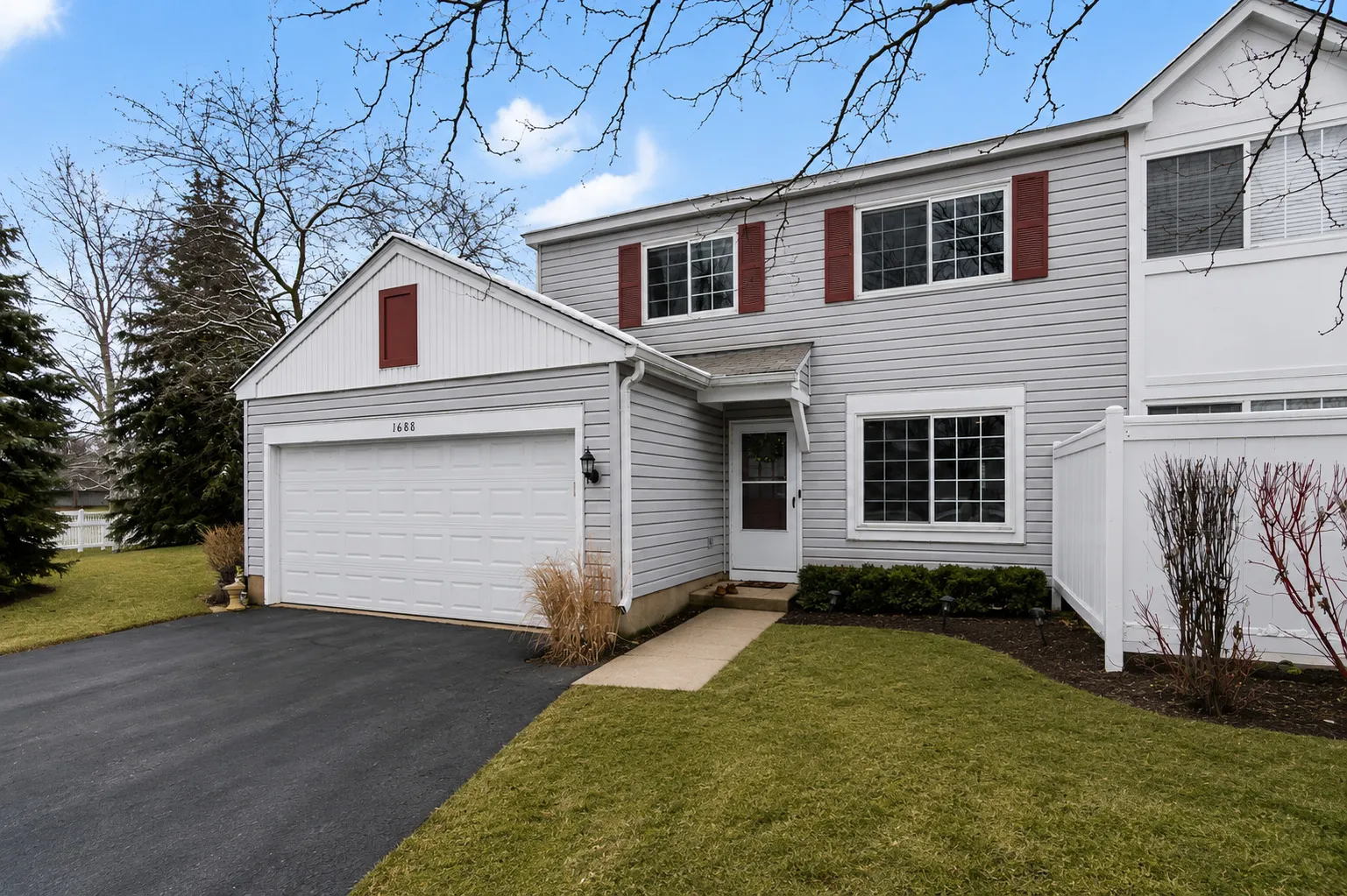 1688 Normantown Rd, ,  60564, USA 60564-Naperville-IL