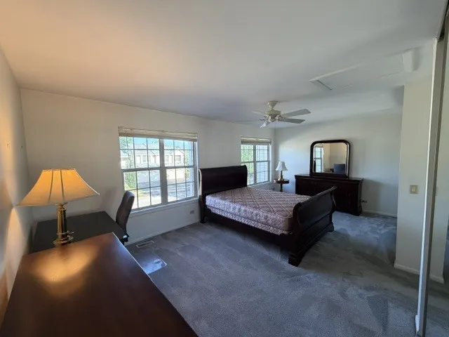 852 Dighton Ln, , 60173, USA 60173-Schaumburg-IL