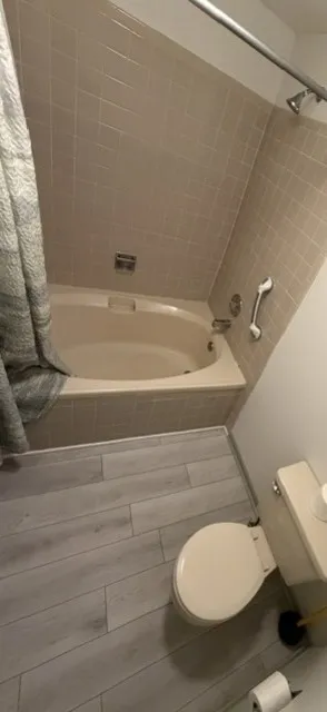 852 Dighton Ln, , 60173, USA 60173-Schaumburg-IL