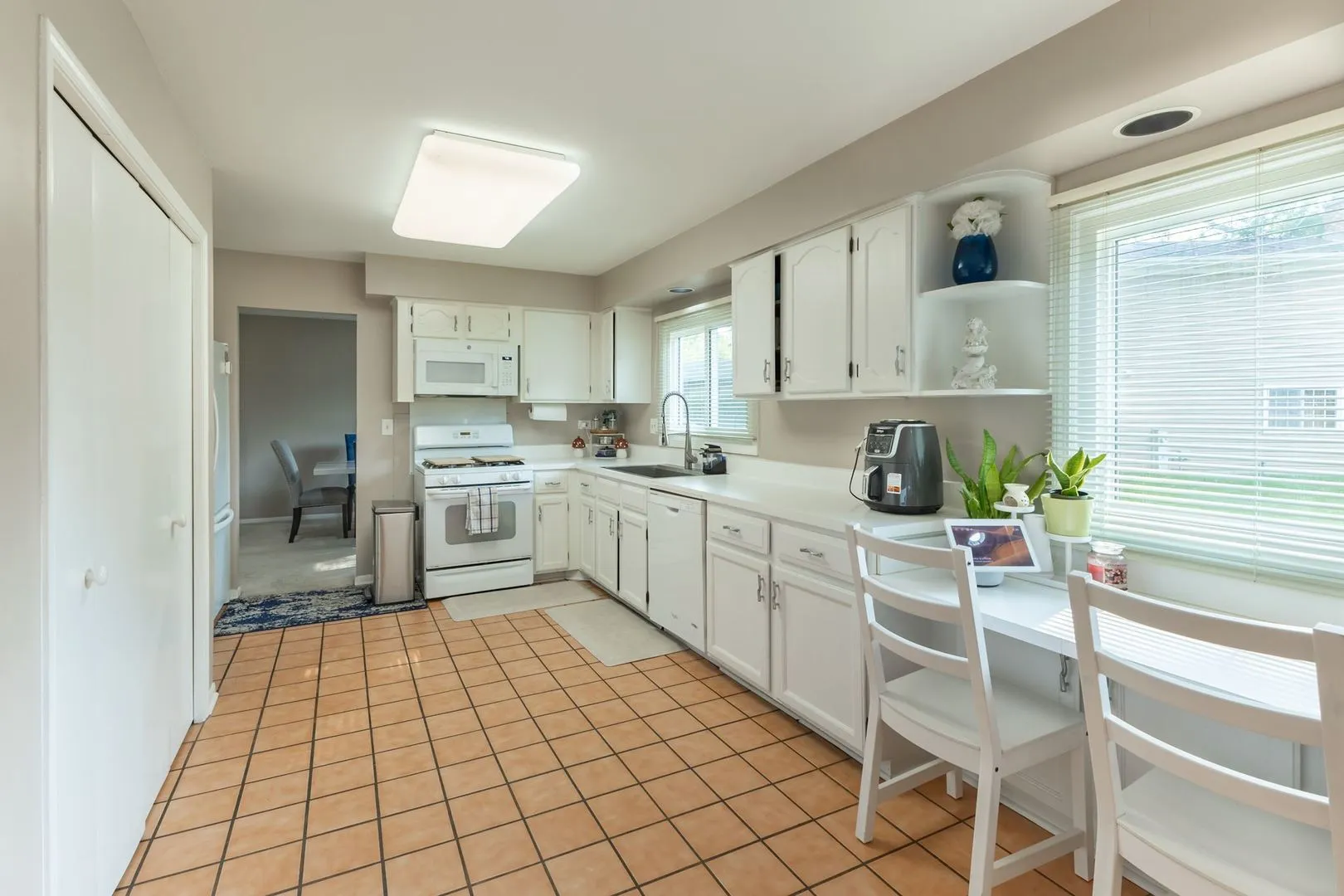 520 Highland Grove Dr, ,  60089, USA 60089-Buffalo Grove-IL