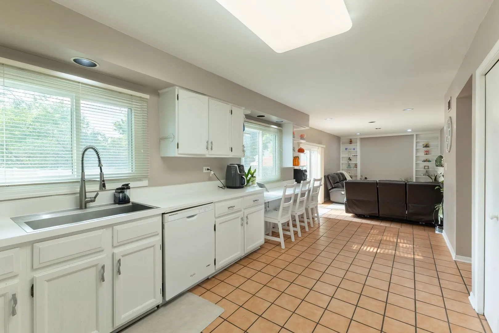 520 Highland Grove Dr, ,  60089, USA 60089-Buffalo Grove-IL