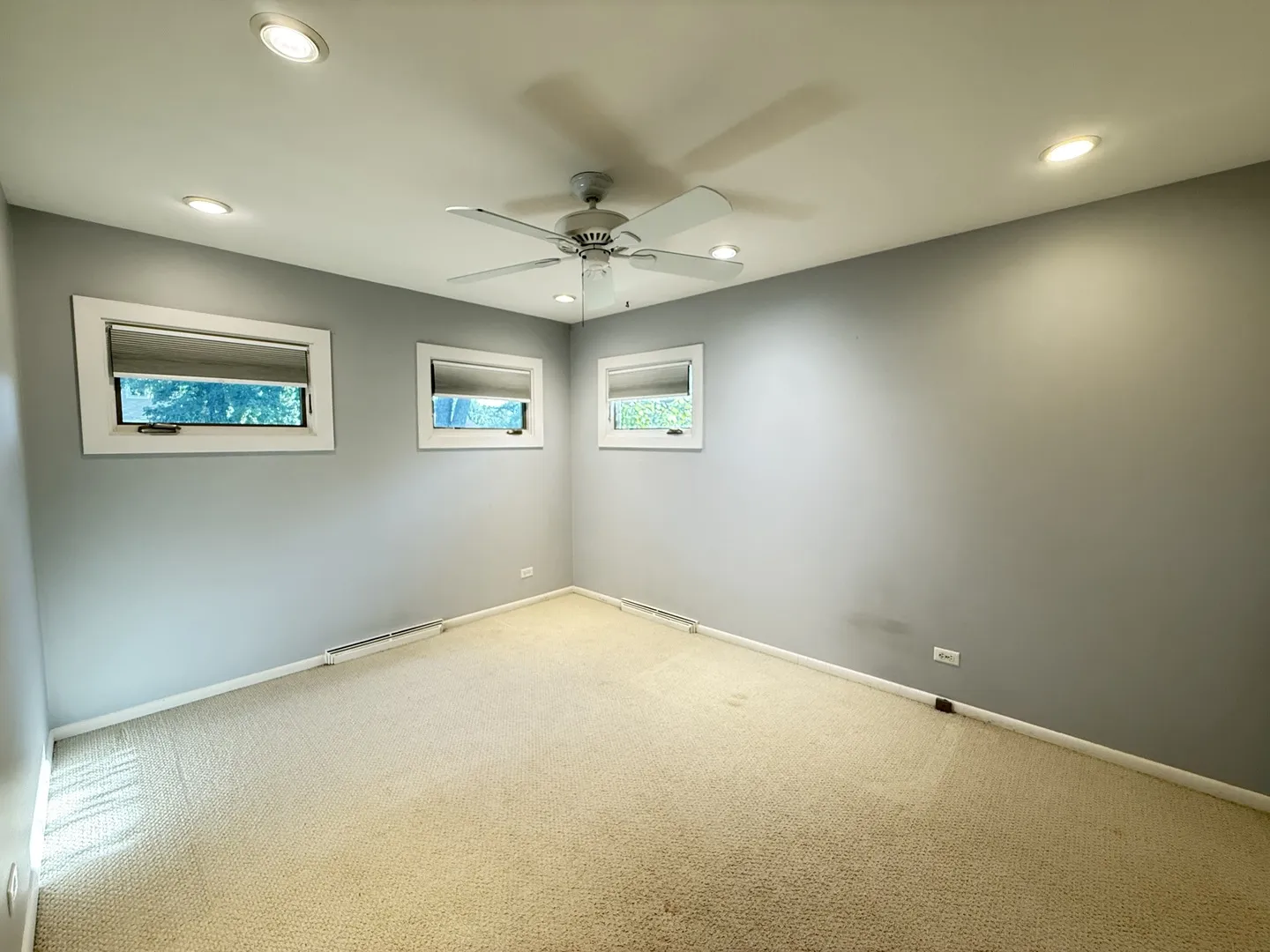 1954 Redwood Ln, ,  60062, USA 60062-Northbrook-IL