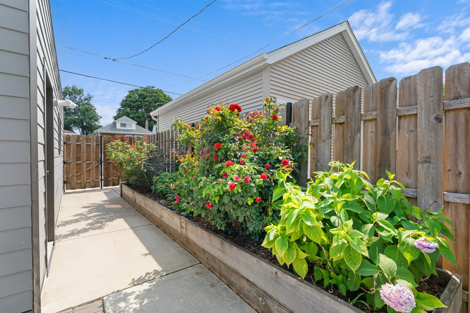 5047 W Winnemac Ave, , 60630, USA 60630-Chicago-IL