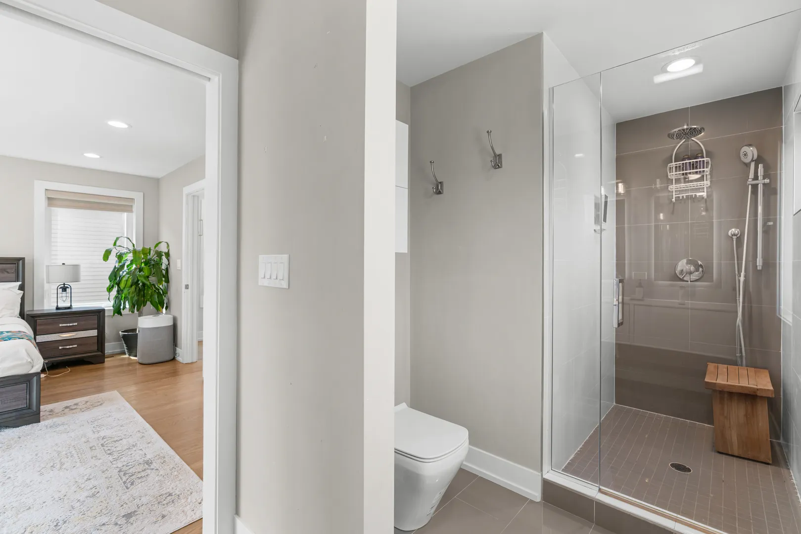 5047 W Winnemac Ave, , 60630, USA 60630-Chicago-IL