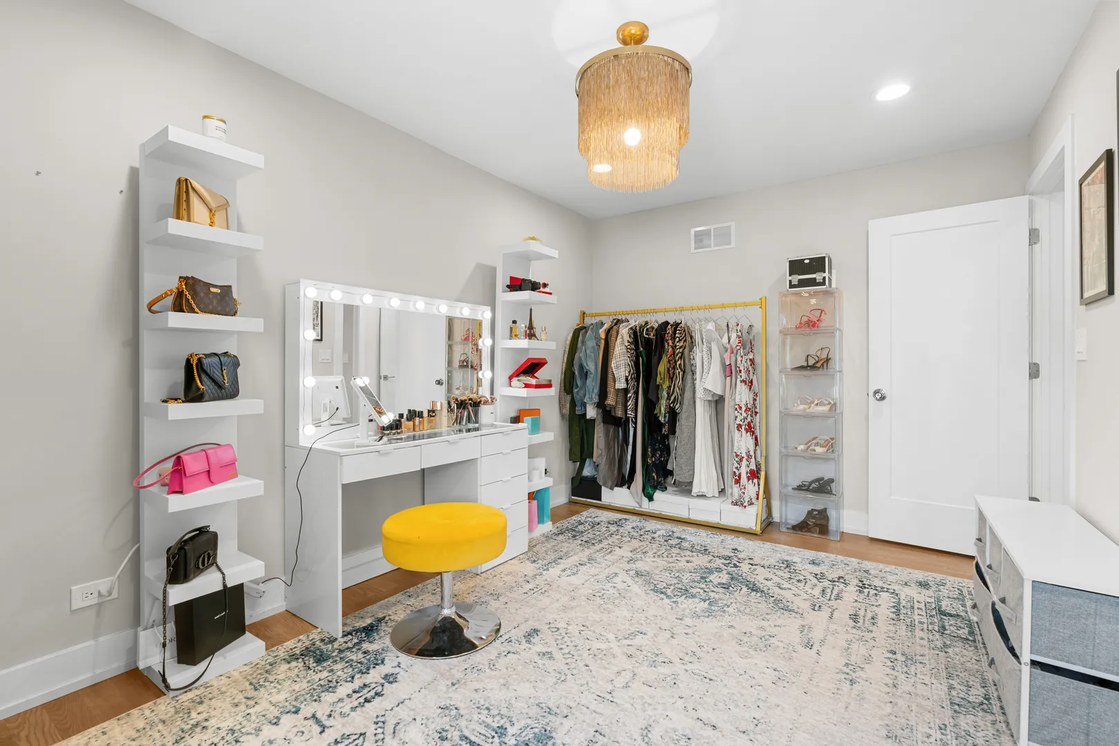 5047 W Winnemac Ave, , 60630, USA 60630-Chicago-IL