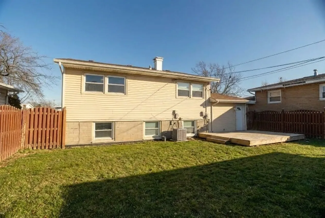 382 Chappel Ave, ,  60409, USA 60409-Calumet City-IL