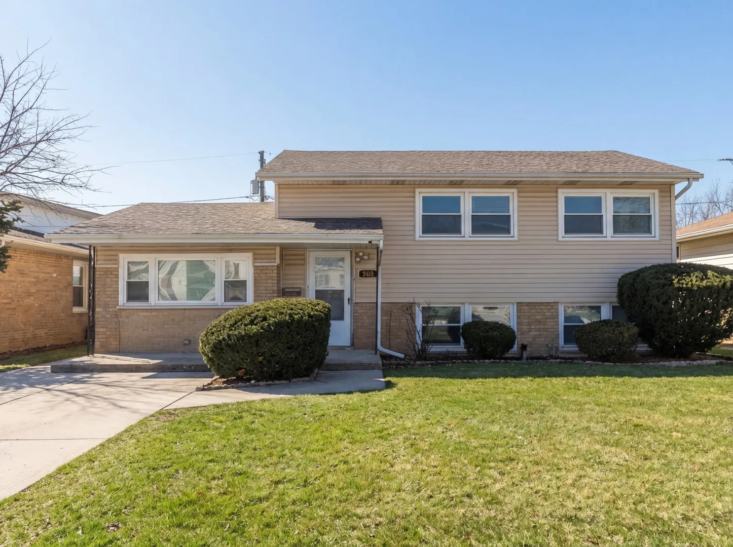 382 Chappel Ave, , 60409, USA 60409-Calumet City-IL