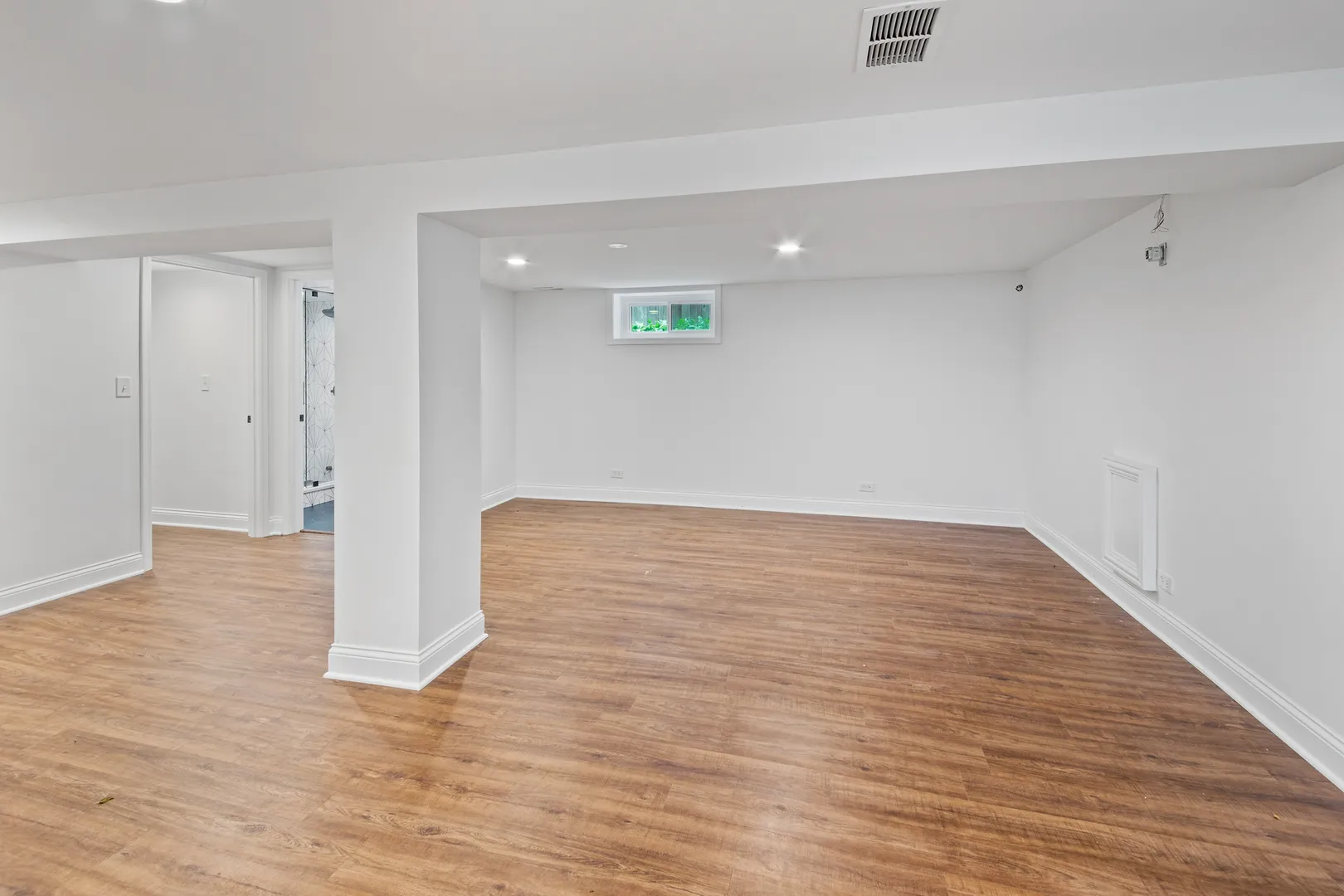 6114 N Lenox Ave, , 60646, USA 60646-Chicago-IL