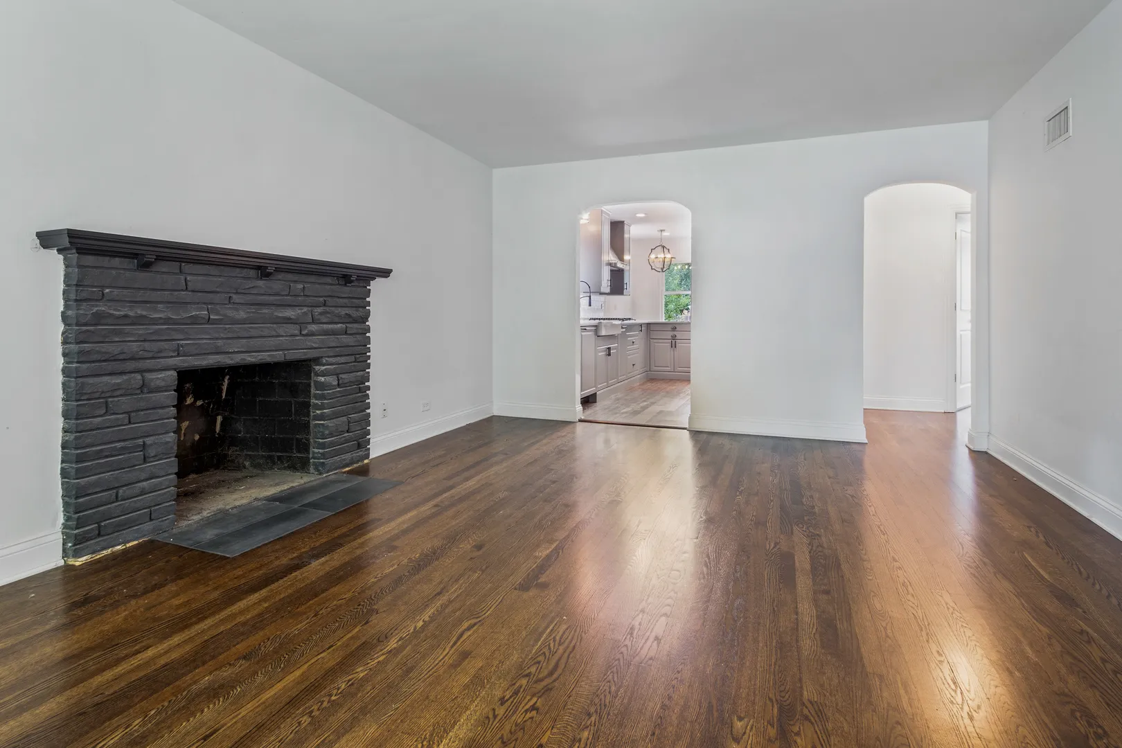 6114 N Lenox Ave, , 60646, USA 60646-Chicago-IL