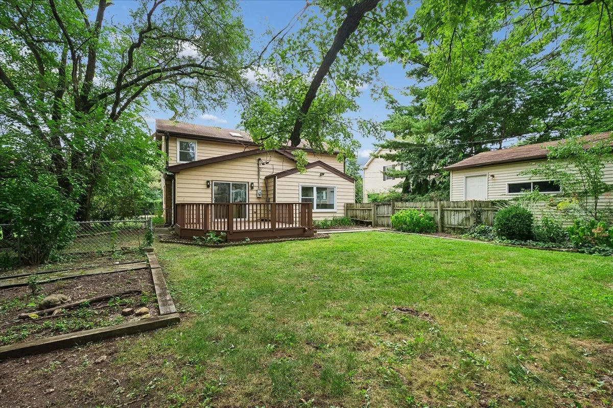 2272 Asbury Rd, , 60062, USA 60062-Northbrook-IL