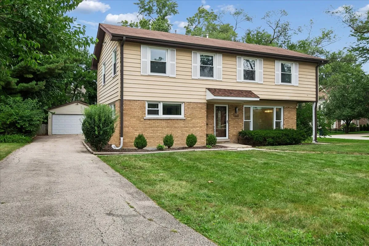 2272 Asbury Rd, , 60062, USA 60062-Northbrook-IL