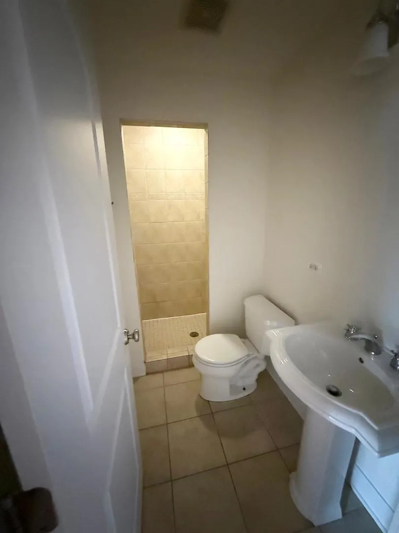 2005 Alta Vista Ct, , 60563, USA 60563-Naperville-IL
