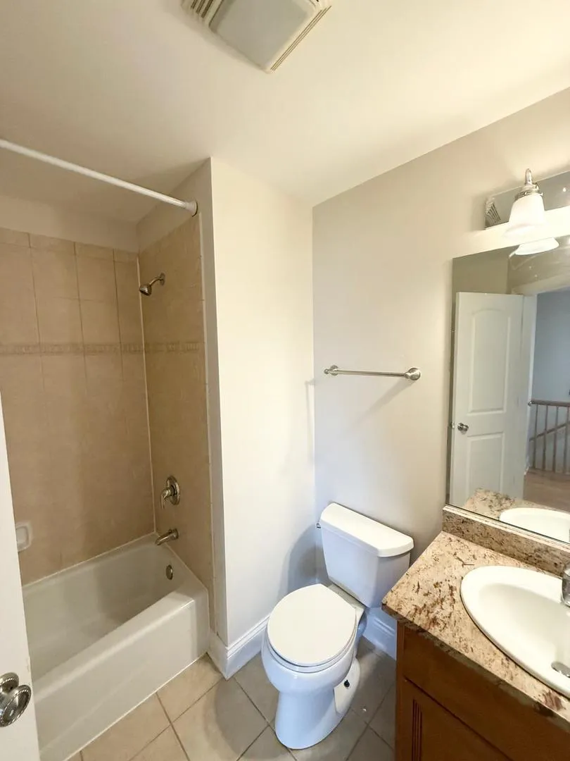 2005 Alta Vista Ct, , 60563, USA 60563-Naperville-IL