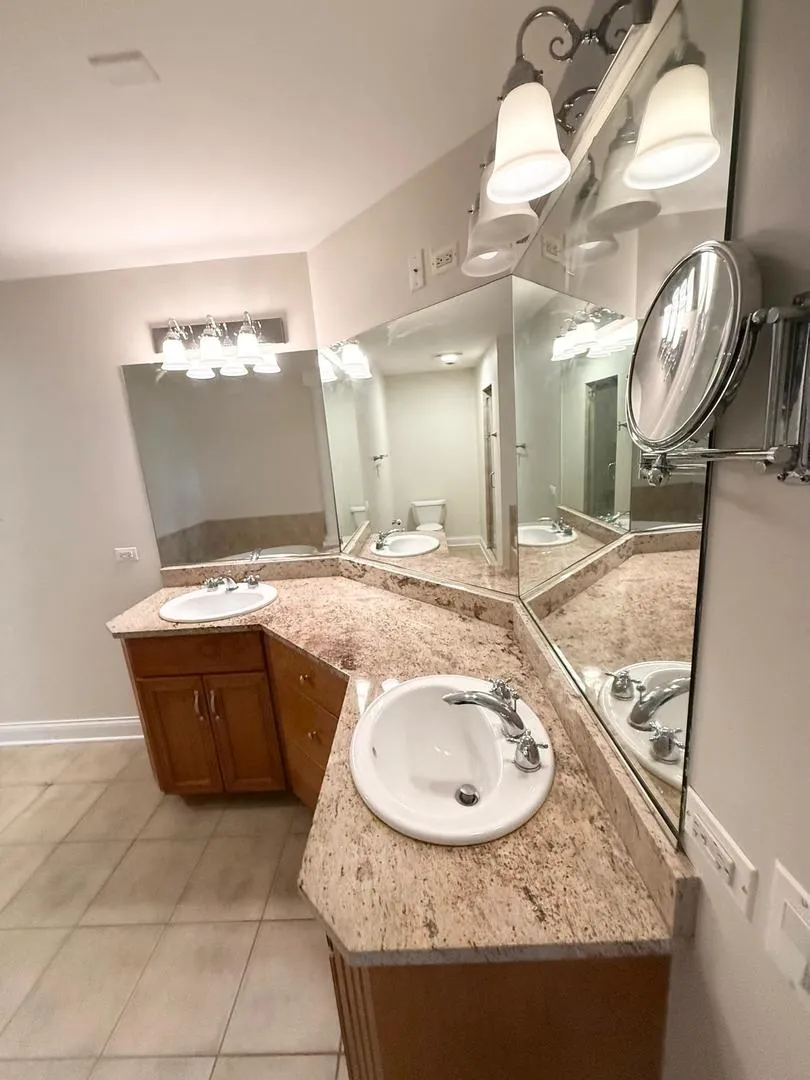 2005 Alta Vista Ct, , 60563, USA 60563-Naperville-IL