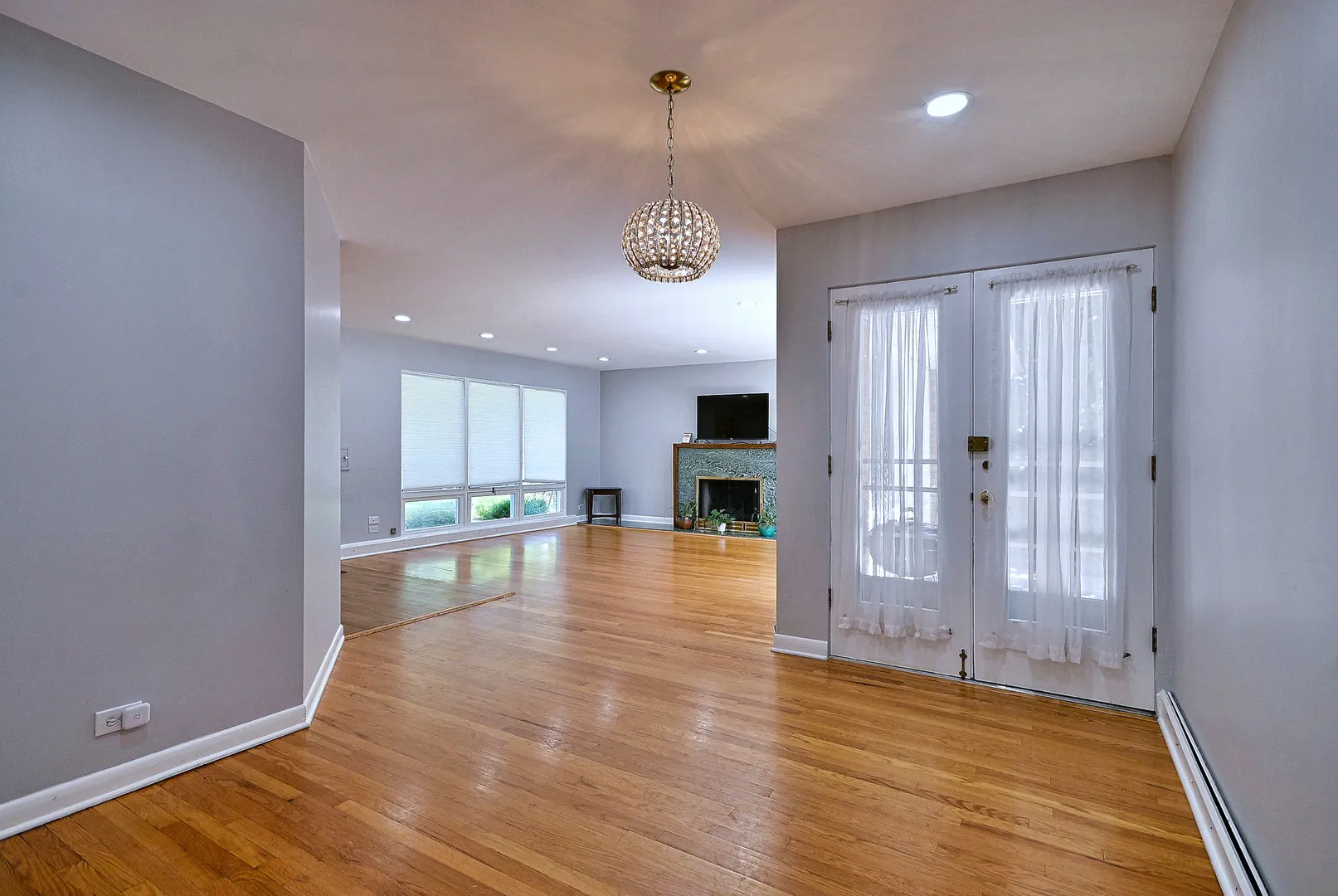 4915 Jerome St, ,  60077, USA 60077-Skokie-IL