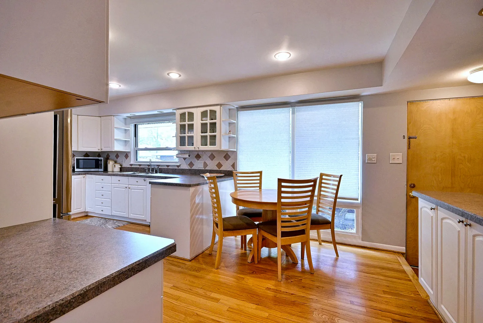 4915 Jerome St, ,  60077, USA 60077-Skokie-IL
