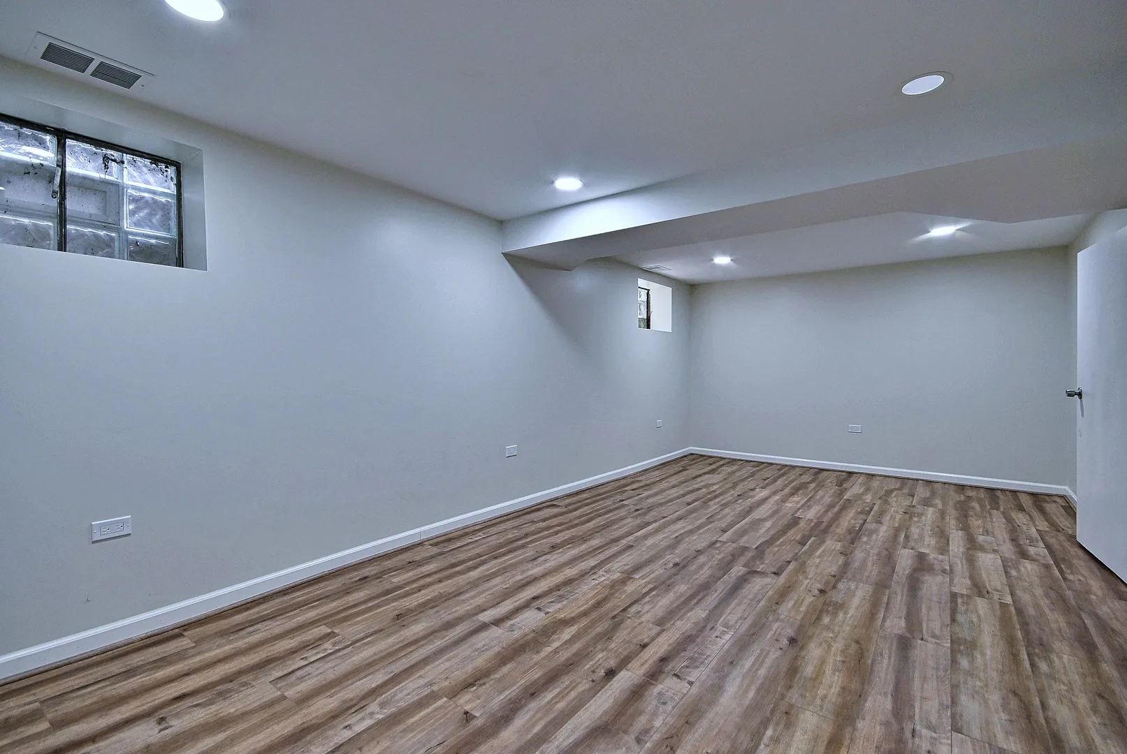 4915 Jerome St, ,  60077, USA 60077-Skokie-IL