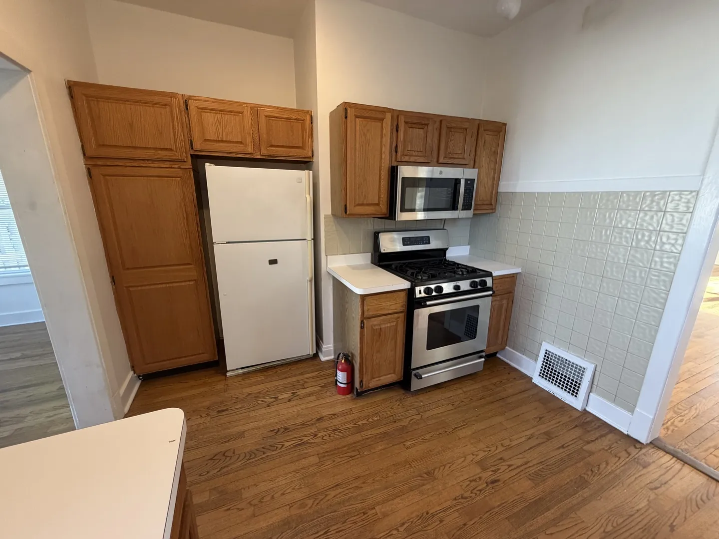 472 N Larch Ave, ,  60126, USA 60126-Elmhurst-IL