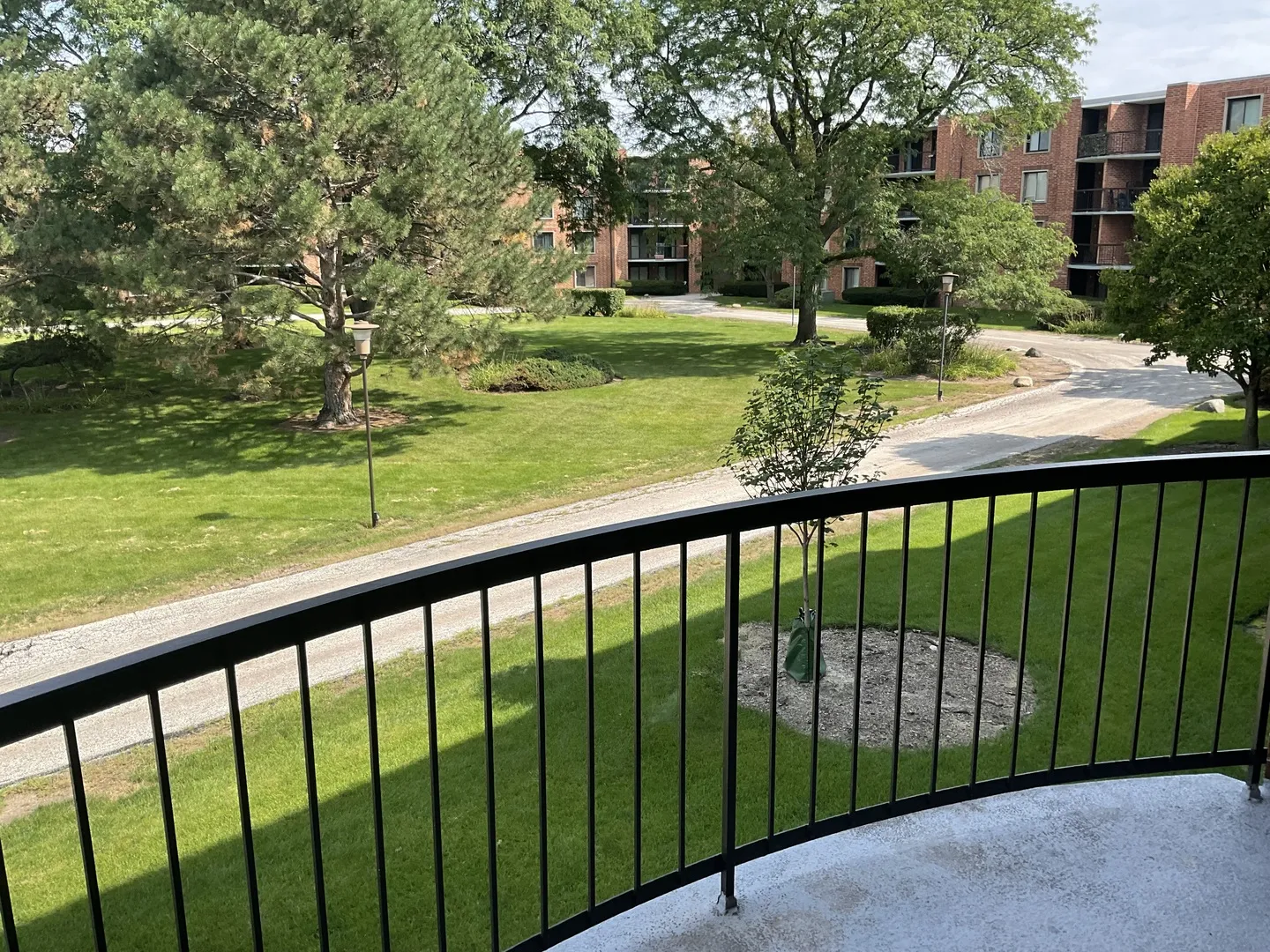 1515 E Central Rd, ,  60005, USA 60005-Arlington Heights-IL