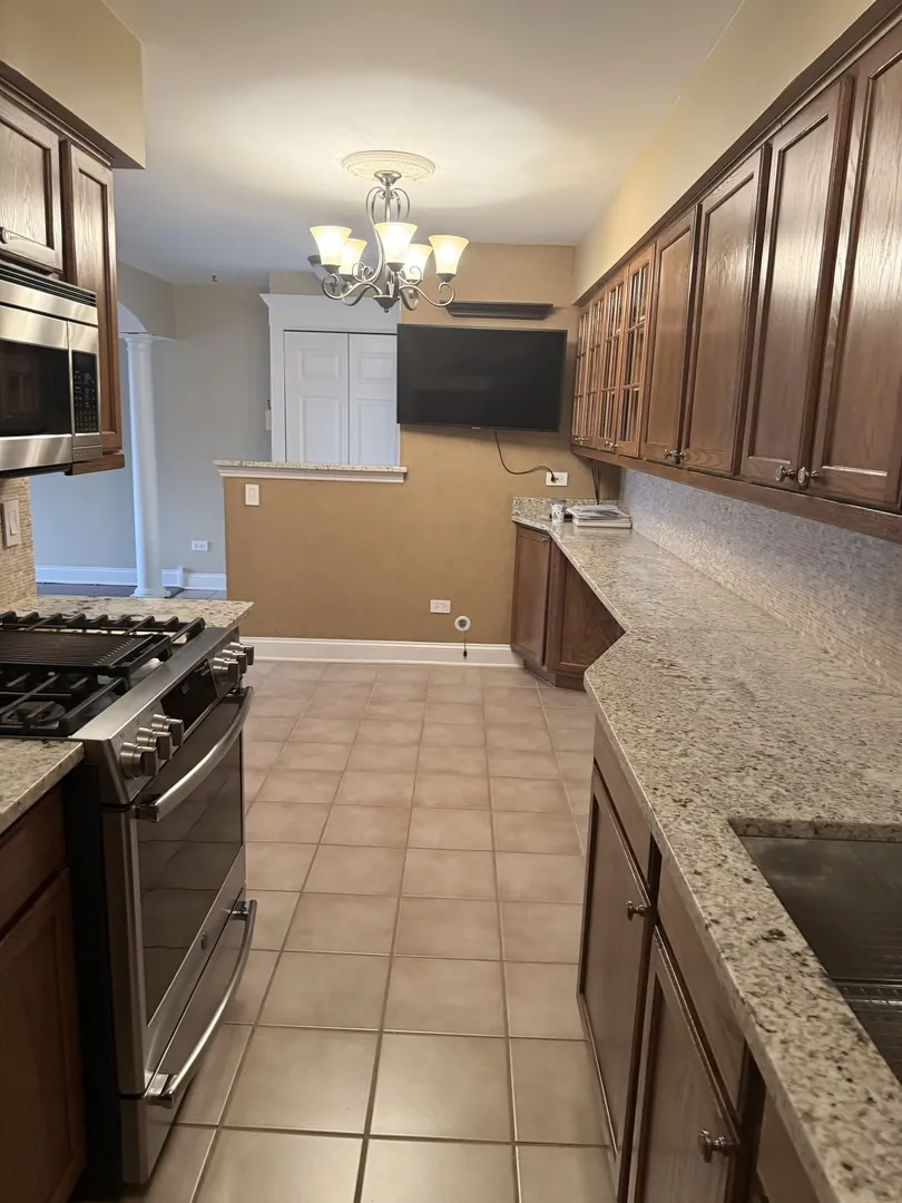 1627 N Windsor Dr, ,  60004, USA 60004-Arlington Heights-IL