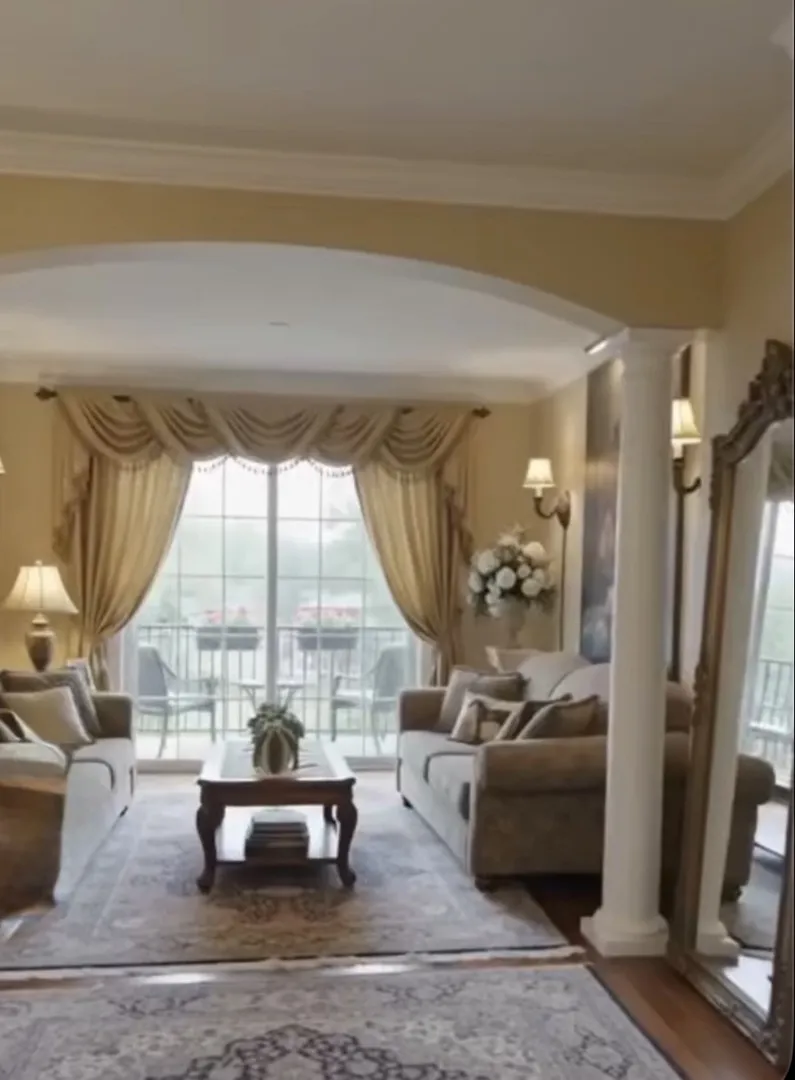 1627 N Windsor Dr, ,  60004, USA 60004-Arlington Heights-IL