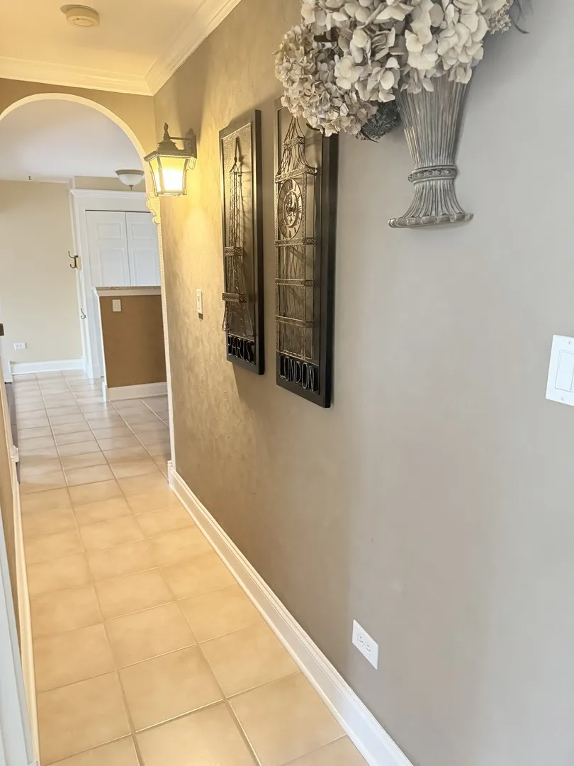 1627 N Windsor Dr, ,  60004, USA 60004-Arlington Heights-IL
