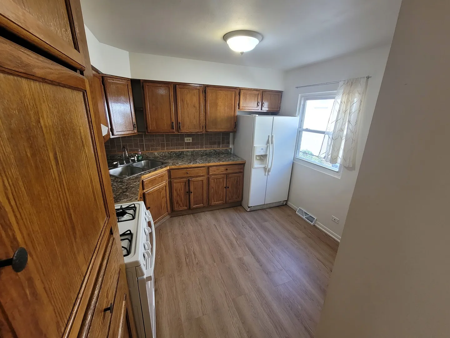 8950  Blvd, ,  60077, USA 60077-Skokie-IL