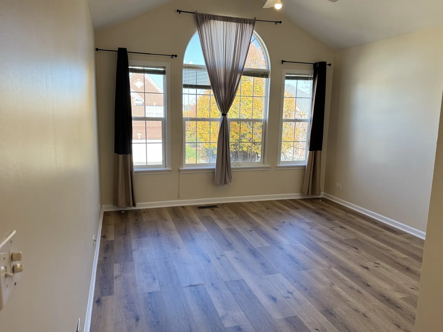 86 Allerton Dr, , 60194, USA 60194-Schaumburg-IL