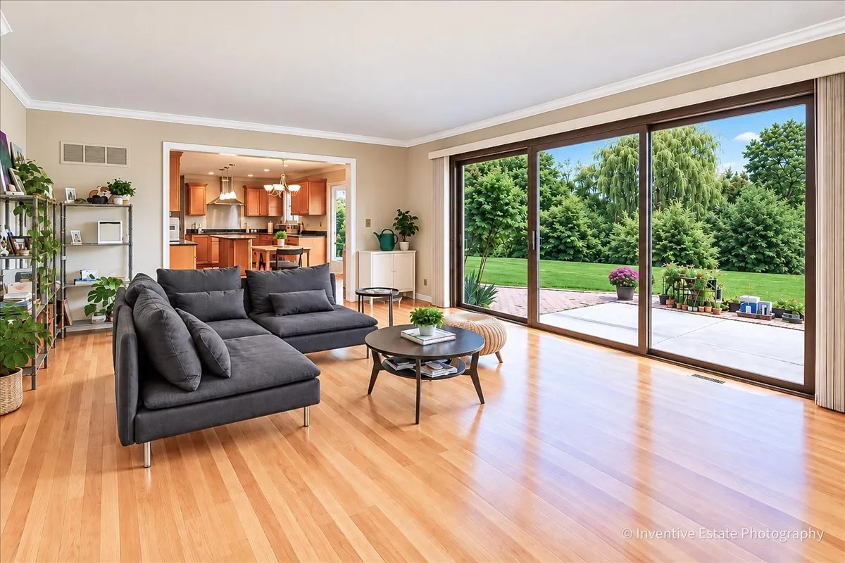 6201 Sleepy Hollow Ln, , 60532, USA 60532-Lisle-IL