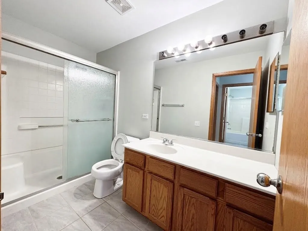 2943 Stonewater Dr, , 60564, USA 60564-Naperville-IL