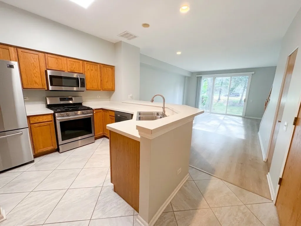 2943 Stonewater Dr, , 60564, USA 60564-Naperville-IL