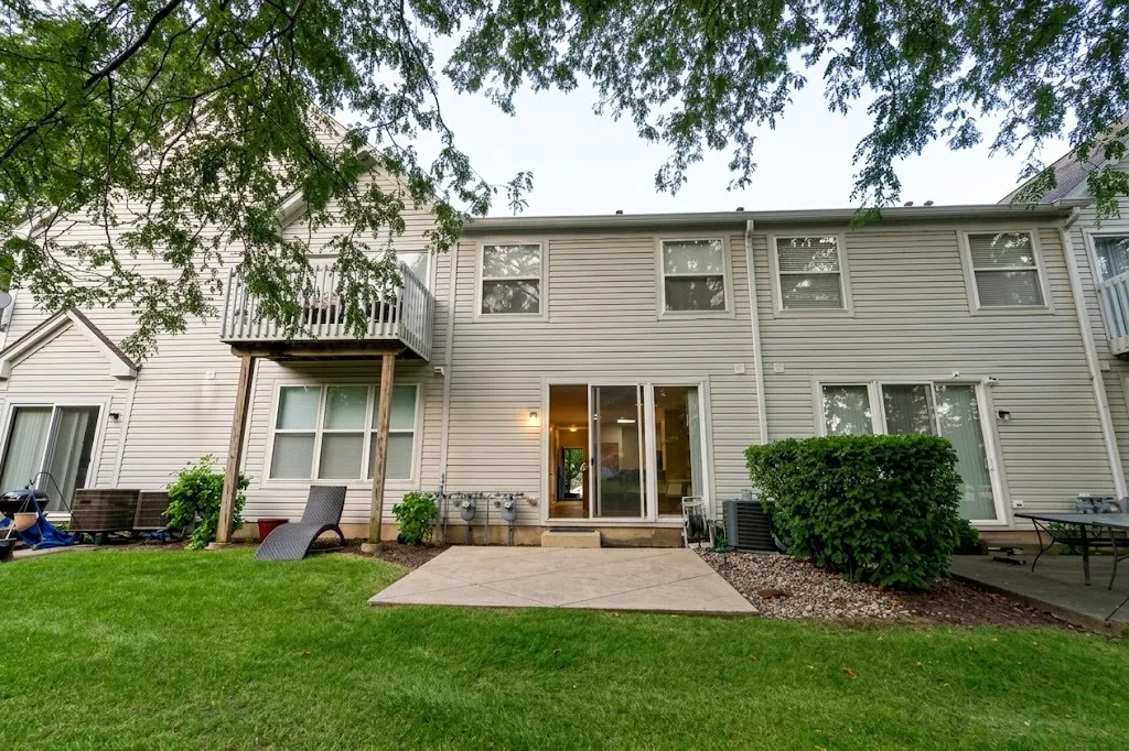 2943 Stonewater Dr, , 60564, USA 60564-Naperville-IL