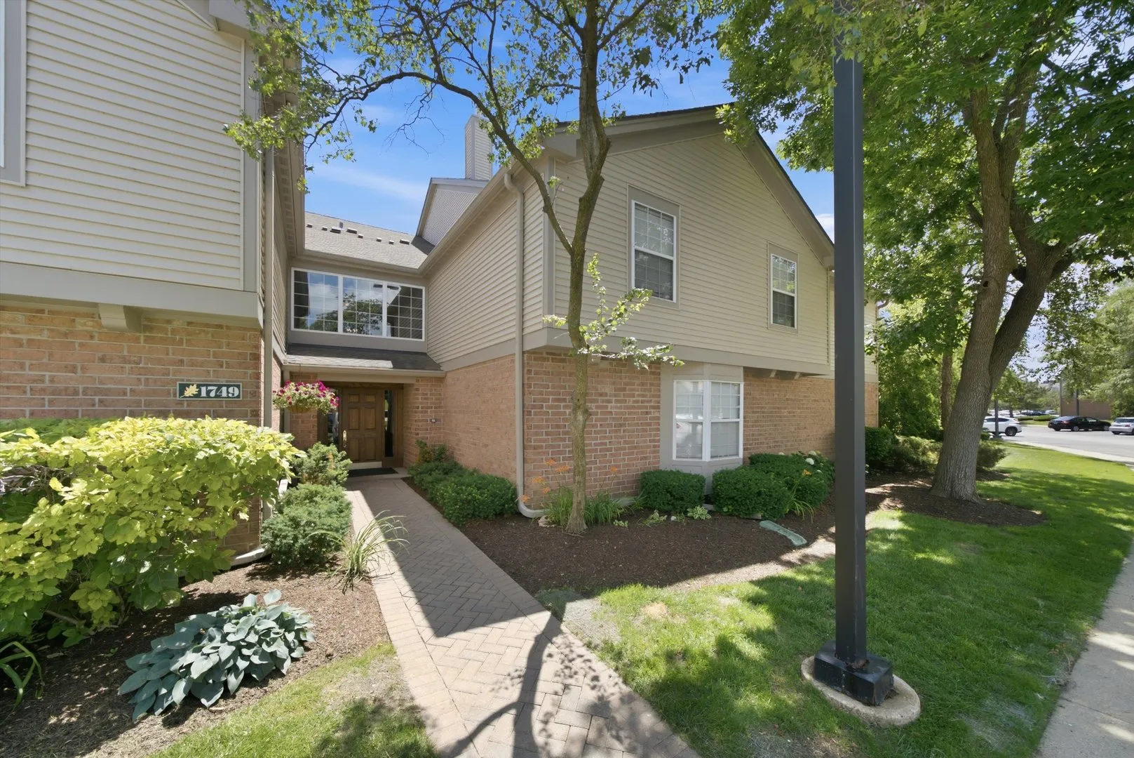 1749 Eastwood Ct, , 60195, USA 60195-unit#6-Schaumburg-IL