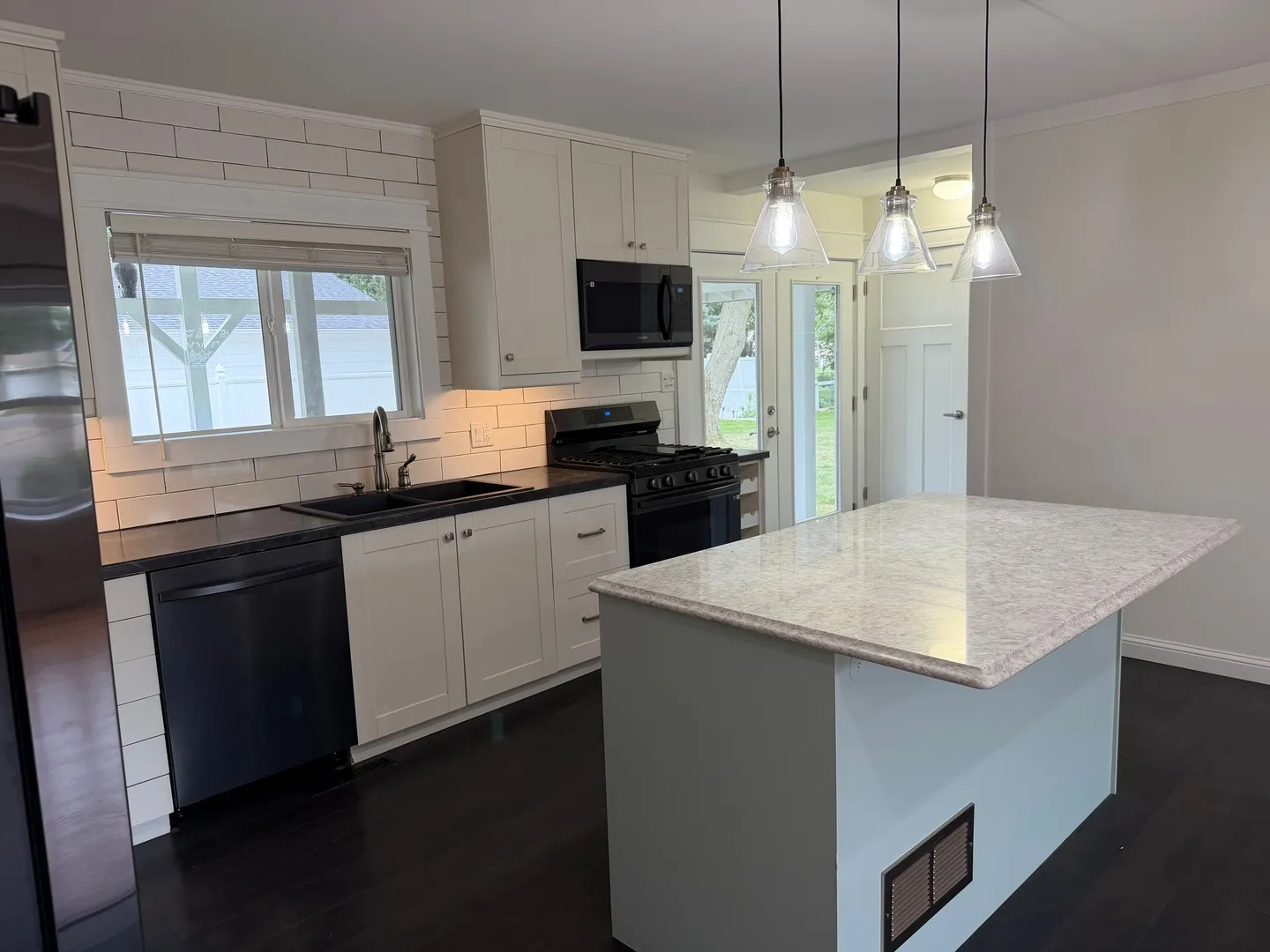 303 Lee Ct, , 60014, USA 60014-Crystal Lake-IL
