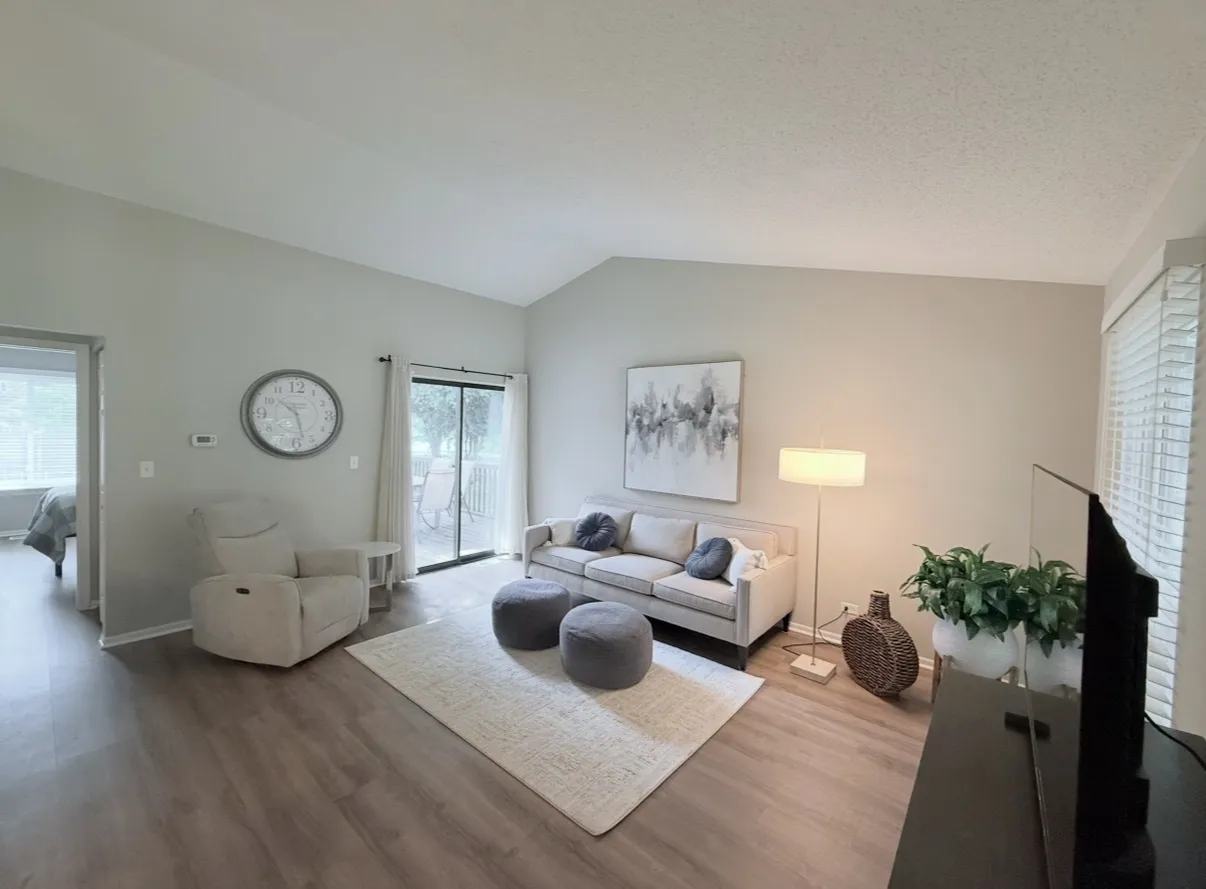 2108 Navarone Dr, , 60565, USA 60565-Naperville-IL