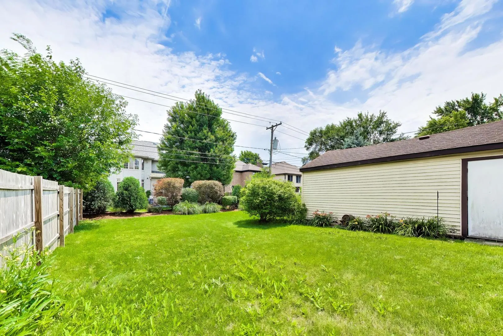 679 Spring Rd, ,  60126, USA 60126-Elmhurst-IL