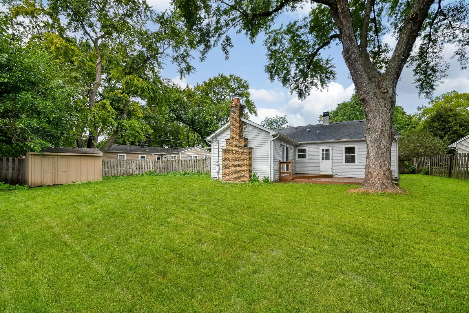 828 Valley Ln, ,  60134, USA 60134-Geneva-IL