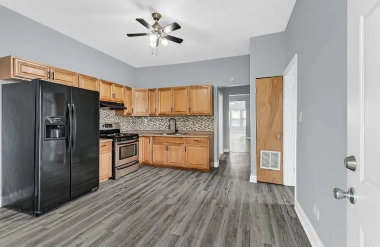 7349 S Evans Ave, ,  60619, USA 60619-Chicago-IL